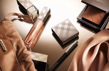 Burberry installe sont make up store à Covent Garden...