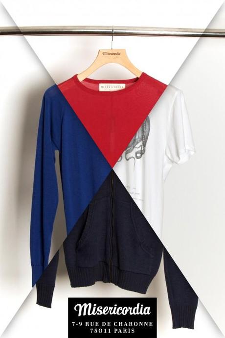 Gros pull de coton bleu à capuche rouge / pull bleu électrique en maille fine / t-shirt graphique pieuvre