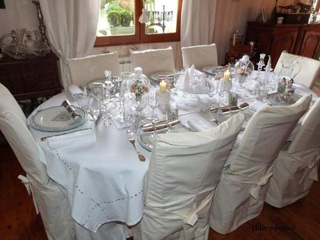 Table féerique en habit blanc / Enchanting table all in white