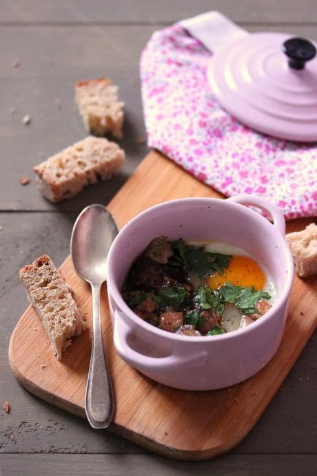Oeuf cocotte au foie gras et aux cèpes