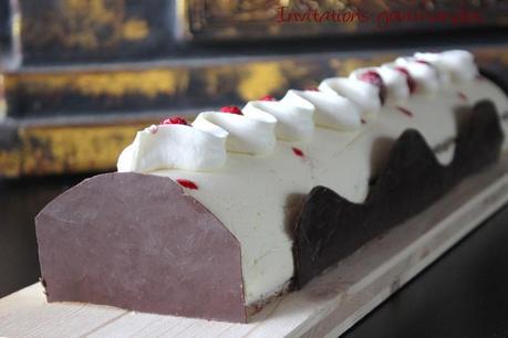 Bûche aux framboises et aux fruits rouges IMG_0805