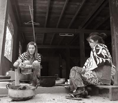 Portraits Isaan 2014 préparation repas du 1 janvier