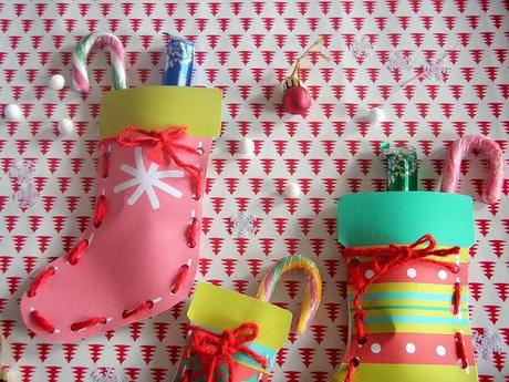 DIY : Bottes de Noël en papier cartonné