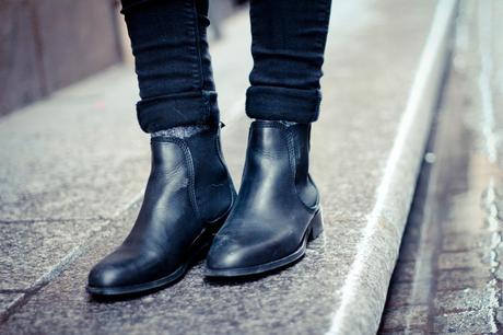 Image and video hosting by TinyPic