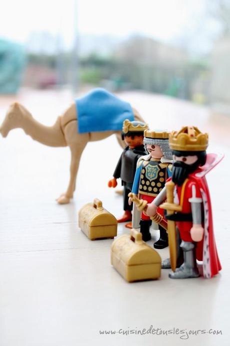 Le goûter du dimanche : Galette des rois à la pomme caramélisée et crème de marrons GALETTE DES ROIS À LA POMME CARAMÉLISÉE ET CRÈME DE MARRONS