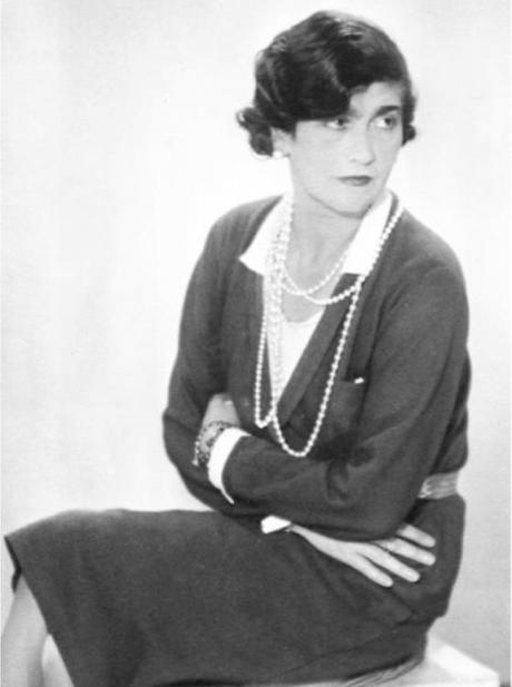 Coco-Chanel.-Man-Ray--1930.jpeg