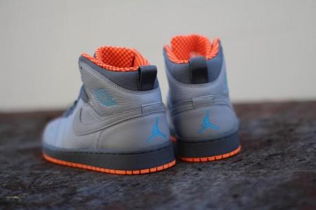 air-jordan-1-retro-94-bobcats-3