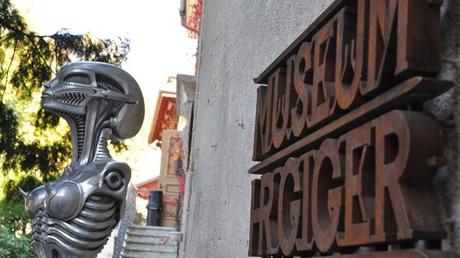 Giger-Bar-Alien-Gruyeres-05