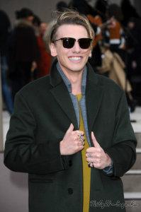 Jamie au Burberry Fashion Show