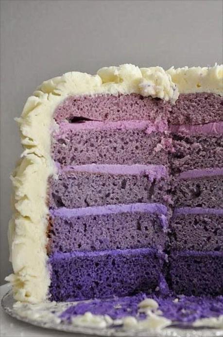 pantone radiant orchid. ombre layered cake.