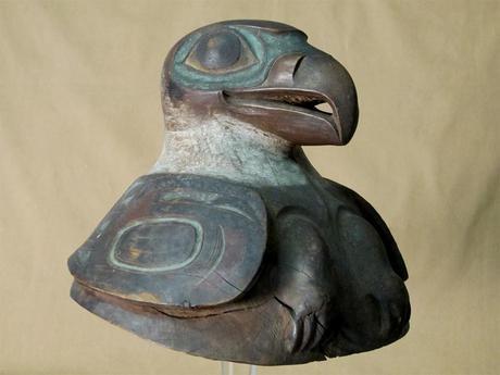 Un casque de guerre amérindien rarissime découvert dans un musée américain