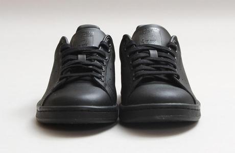 adidas-stan-smith-black-black-2