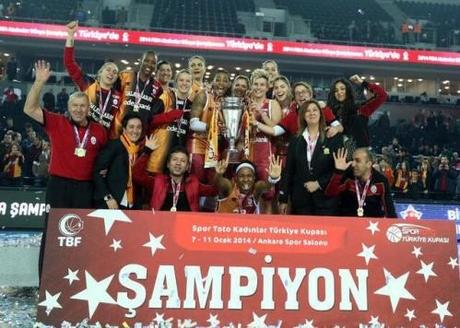 Galatasaray-vainqueur-coupe-de-Turquie-2013-2014_TBL.jpg
