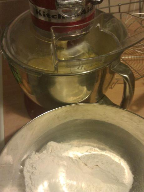 Il est 16h00 à la bonne heure...mon quatre quart au citron