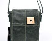 Forest green leather messenger bag / cross body bag for man and woman - VEINAGE