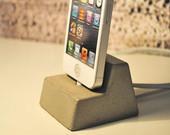 Concrete iPhone 5 Docking Station - fmcdesign