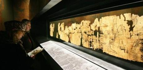 le-papyrus-de-Turin-Sipa.jpg