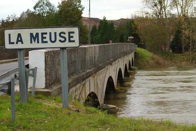 La Meuse à Troussey, dans son lit et dans les prés aussi