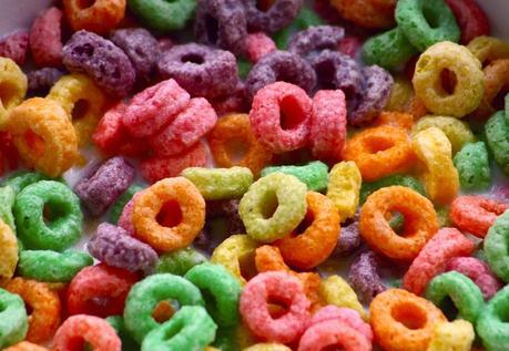 Froot_loops_in_a_bowl