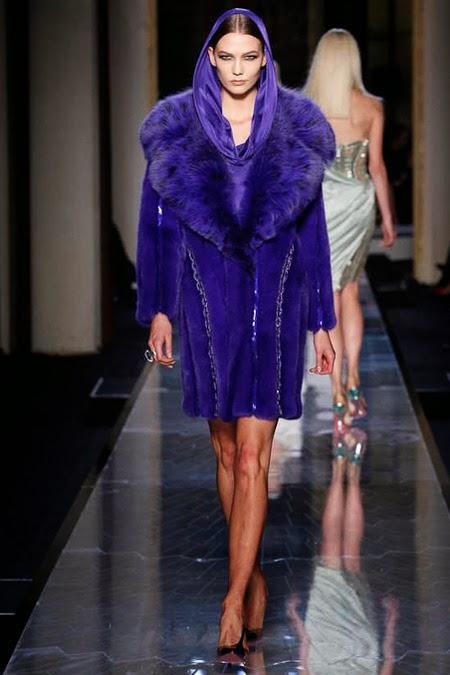 La collection Atelier Versace rend hommage à Grace Jones...
