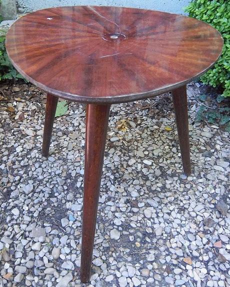 Desserte tripode vintage anigif