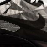 nike-air-max-90-ice-white-cool-grey-black-infrared-4