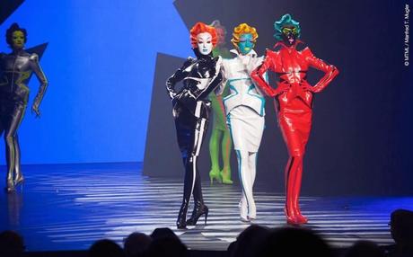 Parenthèse déjantée au Mugler Follies