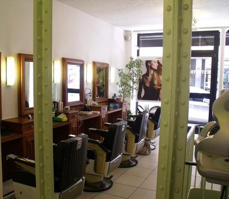 LEO ESTELLE: UN COIFFEUR AUX PETITS SOINS...PAR CHRISTY