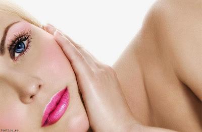 Pourquoi utiliser un contour des yeux ?