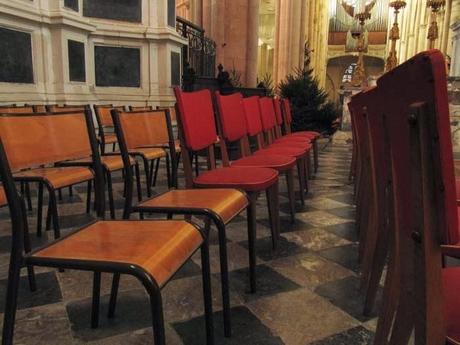 S'asseoir à la cathédrale