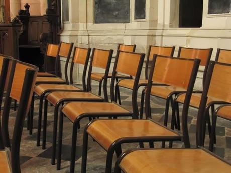 S'asseoir à la cathédrale