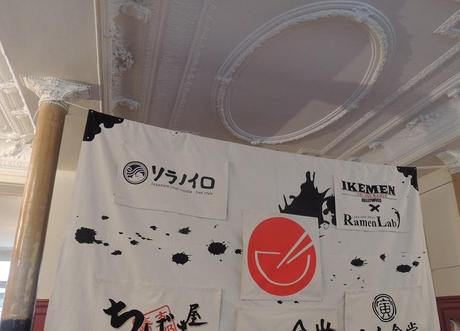 Dégustation de râmen lors de la Paris Ramen Week