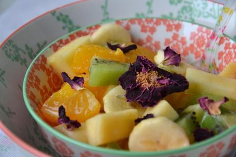 Salade-fruits-hibiscus-rose3.JPG