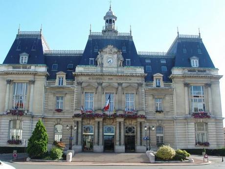Consultez gratuitement les informations des Mairies de France sur iPhone