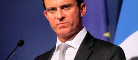 Depuis l'expulsion de Léonardo, la jeune kosovare, Manuel Valls est sous le feu des critiques de la gauche.