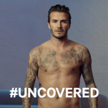 Un Beckham nu ou habillé, à vous de choisir