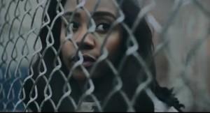 leila presque arrives