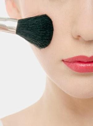 Comment bien appliquer son blush ?