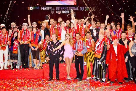 Enfants de la patrie, le jour de colère est arrivé. Au cirque, citoyens !