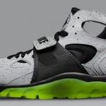 nike-air-trainer-huarache-prm-qs-cement-city-2