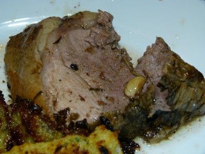 Gigot d' Agneau confit pendant 7 heures, et Plenze de Papy Léon.