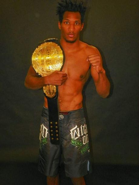 Mansour Barnaoui champion du monde du BAMMA