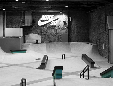 Skater à Berlin dans le Nike SB Shelter! Petit tour!