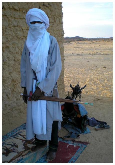 Le takouba, épée touarègue P3150052