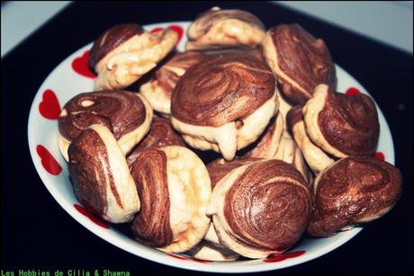 Meringues marbrés au chocolat noir