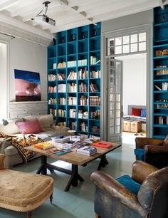 Bibliothèque bleu turquoise