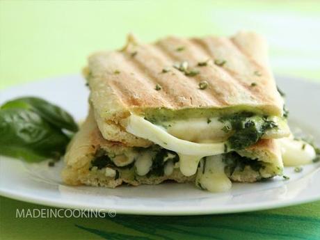 Panini au brie et à l'épinard PanEpinarBrieBLOG6