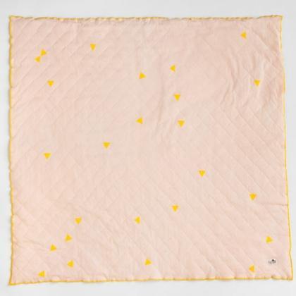 couverture-matelassee-teepee-ferm-living-rose-1