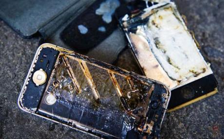Une adolescente brûlée au premier et deuxième degré par son iPhone