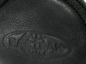 nouveau venu dans panoplie mode masculine: porte-monnaie